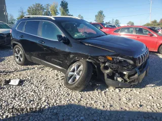 2019 Jeep Cherokee Limited with VIN 1C4PJMDN7KD150787, listed as a Copart auction lot 73053084 with 64,190 mi miles and Salvage Title. Bid and sale history available at carsss.com. Image 4.