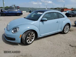 2013 Volkswagen Beetle 2.5L с VIN 3VWJX7AT7DM600421, выставлен на аукционе Copart как лот 45461535 с пробегом 61 891 миль миль и Списание • Salvage title. История ставок и продаж доступна на DreamBid. Изображение 1.