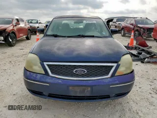 2005 Ford Five Hundred SE z VIN 1FAFP23135G175790, wystawiony jako Copart lot #56588085 z przebiegiem 117 354 mil mil oraz Szkody całkowita. Historia ofert i sprzedaży dostępna na DreamBid. Obrazek 5.