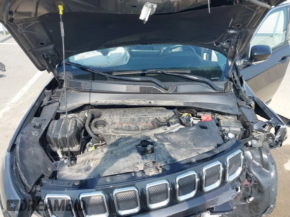 2022 Jeep Compass Limited with VIN 3C4NJDCB2NT118200, listed as a IAAI auction lot 42403038 with 39,005 mi miles and . Bid and sale history available at DreamBid. Image 10.