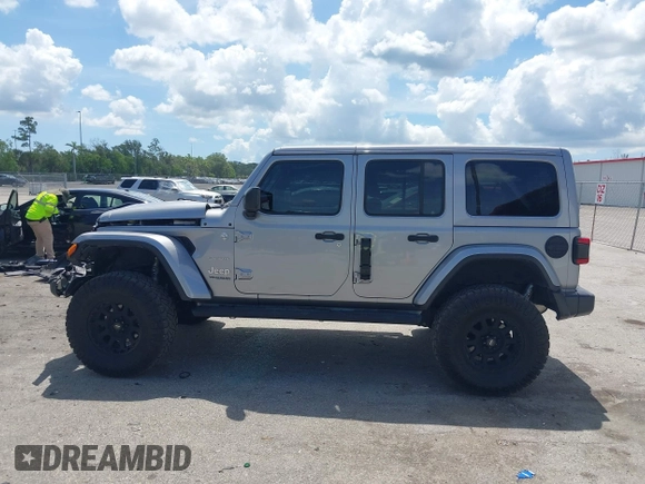 2021 Jeep Wrangler Unlimited Sahara with VIN 1C4HJXEN9MW637288, listed as a IAAI auction lot 42553459 with 39,362 mi miles and . Bid and sale history available at DreamBid. Image 14.