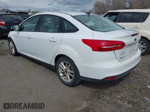 2016 Ford Focus SE with VIN 1FADP3F21GL365163, listed as a IAAI auction lot 41845002 with 187,070 mi miles. Bid and sale history available at carsss.com. Image 3.