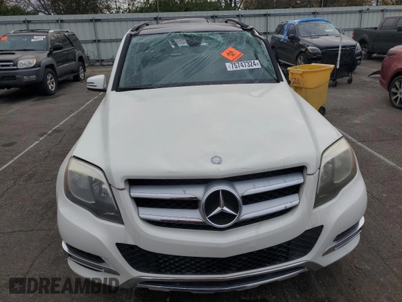 2014 Mercedes-Benz GLK 350 with VIN WDCGG5HBXEG178147, listed as a Copart auction lot 75747324 with 97,203 mi miles and Salvage Title. Bid and sale history available at DreamBid. Image 5.