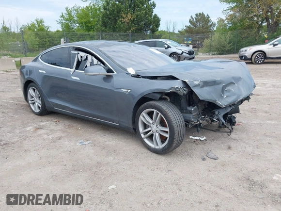 2013 Tesla Model S with VIN 5YJSA1CG9DFP27357, listed as a IAAI auction lot 42362514 with Not provided miles and . Bid and sale history available at DreamBid. Image 1.