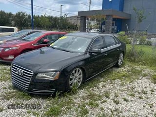 2012 Audi A8 z VIN WAURVAFD6CN015907, wystawiony jako Copart lot #59188515 z przebiegiem 112 879 mil mil oraz Czysty tytuł • Clean title. Historia ofert i sprzedaży dostępna na DreamBid. Obrazek 2.