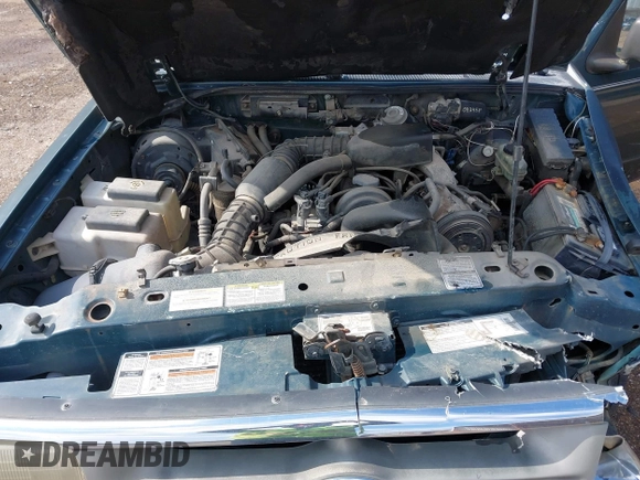 1996 Ford Ranger XL with VIN 1FTCR10A3TUB91783, listed as a IAAI auction lot 41441925 with 154,342 mi miles. Bid and sale history available at carsss.com. Image 10.