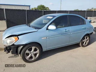 2007 Hyundai Accent GLS z VIN KMHCN46C07U075447, wystawiony jako Copart lot #60272835 z przebiegiem 66 610 mil mil oraz Szkoda całkowita • Salvage title. Historia ofert i sprzedaży dostępna na DreamBid. Obrazek 1.