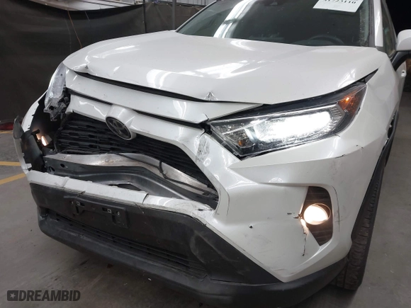 2021 Toyota RAV4 XLE Premium with VIN 2T3C1RFV0MW131609, listed as a IAAI auction lot 41723110 with 45,736 mi miles. Bid and sale history available at carsss.com. Image 6.