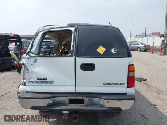 2001 Chevrolet Suburban LT with VIN 3GNEC16T41G247854, listed as a IAAI auction lot 41784889 with 1 mi miles. Bid and sale history available at carsss.com. Image 15.