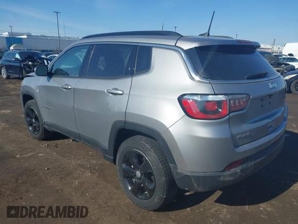 2020 Jeep Compass Latitude with VIN 3C4NJDBB7LT155175, listed as a IAAI auction lot 41760215 with 40,258 mi miles. Bid and sale history available at carsss.com. Image 3.