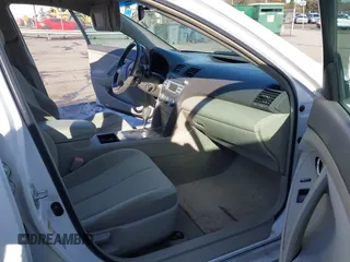 2008 Toyota Camry LE with VIN 4T1BE46K88U752605, listed as a IAAI auction lot 40771716 with 222,600 mi miles. Bid and sale history available at carsss.com. Image 5.