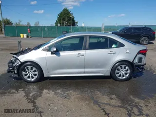 2021 Toyota Corolla LE with VIN 5YFEPMAE8MP153935, listed as a IAAI auction lot 41925043 with 45,896 mi miles. Bid and sale history available at carsss.com. Image 15.