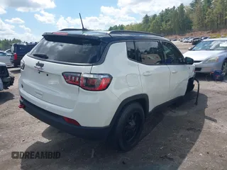 2020 Jeep Compass Trailhawk with VIN 3C4NJDDBXLT189303, listed as a IAAI auction lot 42215585 with 51,453 mi miles and . Bid and sale history available at DreamBid. Image 4.