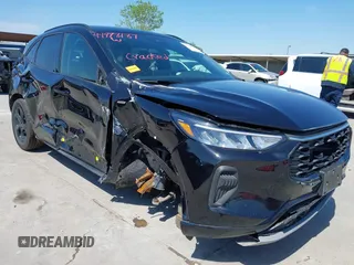 2024 Ford Escape ST-Line with VIN 1FMCU0MN0RUA16224, listed as a IAAI auction lot 41998187 with 35,169 mi miles and . Bid and sale history available at DreamBid. Image 20.