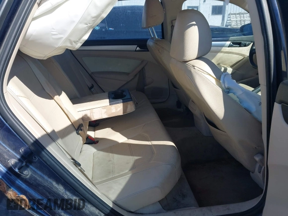 2012 Volkswagen Passat SE with VIN 1VWBP7A38CC034225, listed as a IAAI auction lot 41617236 with 188,995 mi miles and . Bid and sale history available at DreamBid. Image 8.