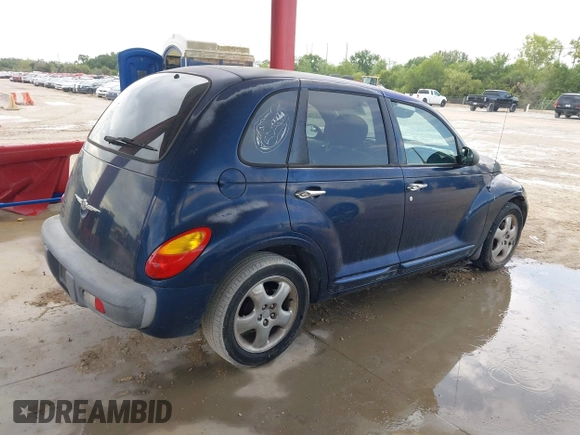 2002 Chrysler PT Cruiser Limited with VIN 3C8FY68B52T297802, listed as a IAAI auction lot 42140615 with 111,518 mi miles. Bid and sale history available at carsss.com. Image 4.