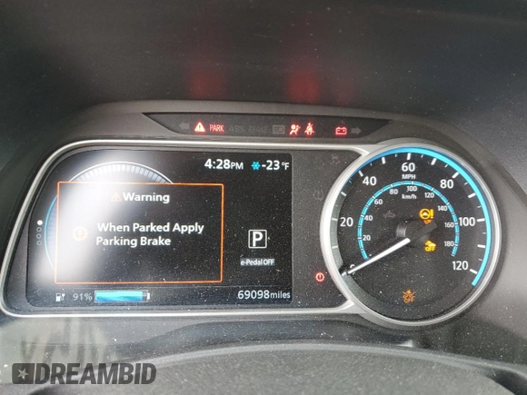 2019 Nissan LEAF SL Plus z VIN 1N4BZ1CP8KC309073, wystawiony jako Copart lot #57814845 z przebiegiem 69 098 mil mil oraz Szkoda całkowita • Salvage title. Historia ofert i sprzedaży dostępna na DreamBid. Obrazek 9.