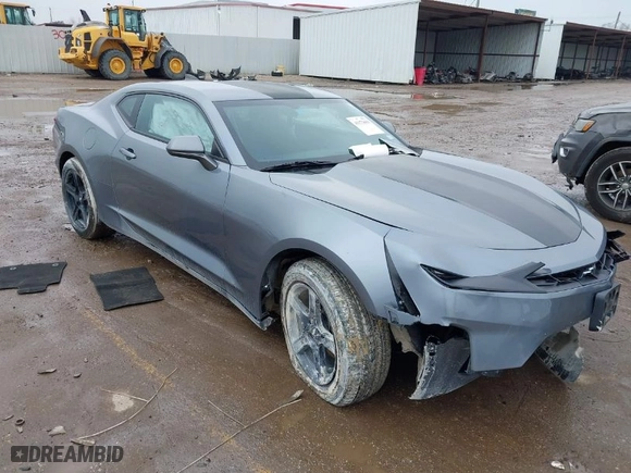 2020 Chevrolet Camaro 1LT with VIN 1G1FB1RX9L0128079, listed as a IAAI auction lot 41173693 with 88,846 mi miles. Bid and sale history available at carsss.com. Image 1.