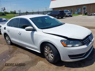 2013 Volkswagen Passat SE with VIN 1VWBP7A32DC007863, listed as a IAAI auction lot 42452096 with 207,083 mi miles and . Bid and sale history available at DreamBid. Image 13.