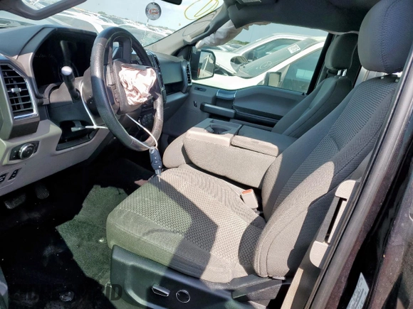 2015 Ford F-150 XL z VIN 1FTEX1CPXFKD76802, wystawiony jako Copart lot #53342335 z przebiegiem 118 986 mil mil oraz Szkoda całkowita • Salvage title. Historia ofert i sprzedaży dostępna na DreamBid. Obrazek 7.