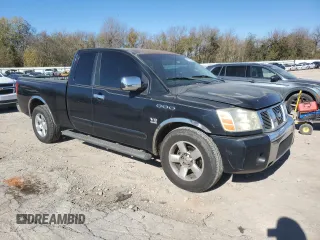 2004 Nissan Titan SE with VIN 1N6AA06A34N537646, listed as a Copart auction lot 81706664 with 176,076 mi miles and Clean Title. Bid and sale history available at carsss.com. Image 4.