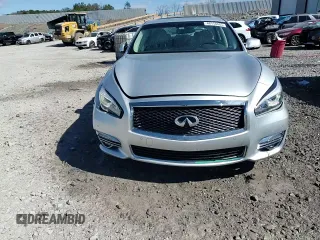 2018 Infiniti Q70 Luxe with VIN JN1BY1PP6JM330507, listed as a Copart auction lot 46118465 with 38,626 mi miles and Salvage title. Bid and sale history available at DreamBid. Image 13.