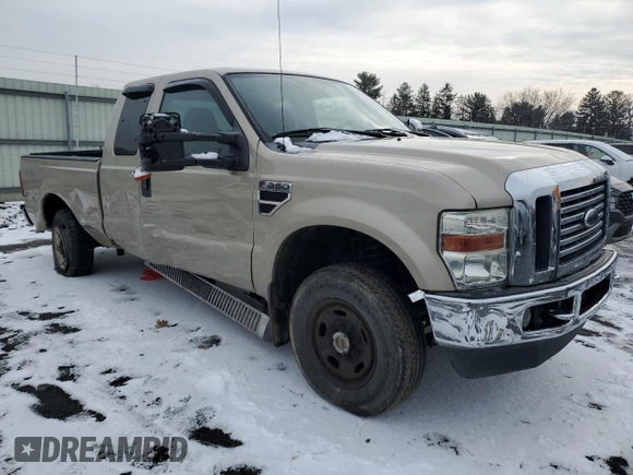 2010 Ford F-250 XL z VIN 1FTSX2B51AEB05501, wystawiony jako Copart lot #43577695 z przebiegiem 183 441 mil mil oraz Szkody całkowita. Historia ofert i sprzedaży dostępna na DreamBid. Obrazek 4.