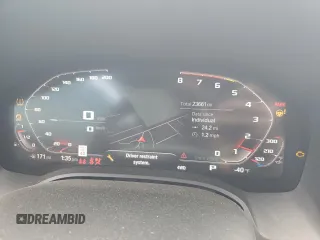 2020 BMW M8 z VIN WBSAE0C08LCD77532, wystawiony jako Copart lot #51166005 z przebiegiem 23 661 mil mil oraz Tytuł czysty. Historia ofert i sprzedaży dostępna na DreamBid. Obrazek 9.