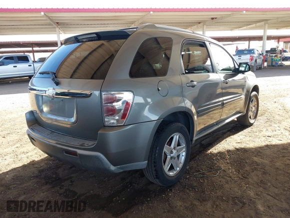 2005 Chevrolet Equinox LT with VIN 2CNDL63F756060637, listed as a IAAI auction lot 41718994 with 158,291 mi miles. Bid and sale history available at carsss.com. Image 4.