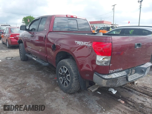 2008 Toyota Tundra z VIN 5TBBV541X8S517382, wystawiony jako IAAI lot #42231096 z przebiegiem 111 953 mil mil oraz . Historia ofert i sprzedaży dostępna na DreamBid. Obrazek 3.