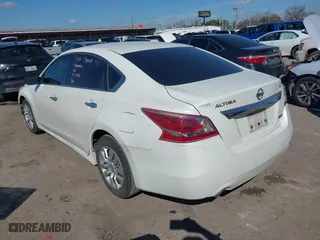 2013 Nissan Altima 2.5 SL with VIN 1N4AL3AP4DC116143, listed as a IAAI auction lot 41645370 with 183,804 mi miles. Bid and sale history available at carsss.com. Image 3.