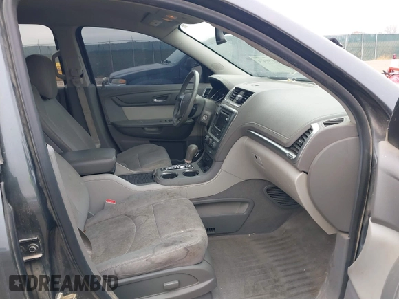 2014 GMC Acadia SLE with VIN 1GKKVPKD4EJ241701, listed as a IAAI auction lot 40790474 with 143,554 mi miles and . Bid and sale history available at carsss.com. Image 5.