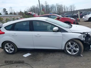 2014 Ford Focus SE with VIN 1FADP3K22EL251661, listed as a IAAI auction lot 41905464 with 96,079 mi miles. Bid and sale history available at carsss.com. Image 13.