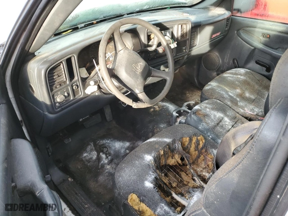 2002 Chevrolet Silverado 1500 with VIN 1GCEC14W82Z158893, listed as a Copart auction lot 84566474 with 282,632 mi miles and Clean Title. Bid and sale history available at carsss.com. Image 8.