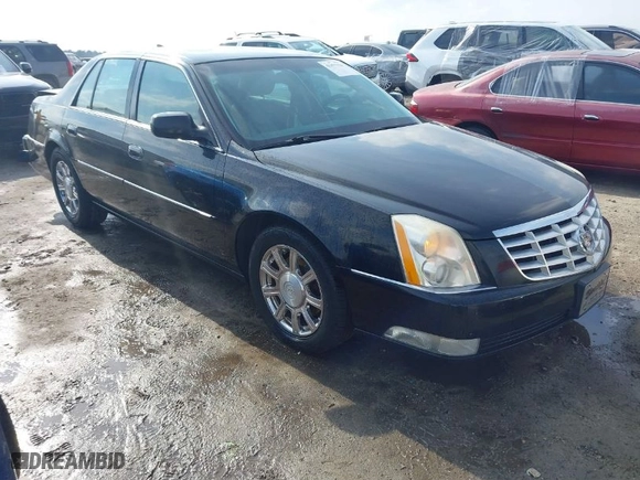 2011 Cadillac DTS with VIN 1G6KA5E67BU120196, listed as a IAAI auction lot 41477220 with 138,719 mi miles. Bid and sale history available at carsss.com. Image 1.