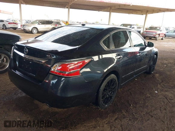 2015 Nissan Altima SL with VIN 1N4AL3AP3FN861361, listed as a IAAI auction lot 41886394 with 141,107 mi miles and . Bid and sale history available at DreamBid. Image 4.