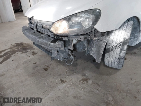 2013 Volkswagen Golf TDI с VIN WVWDM7AJ0DW137125, выставлен на аукционе IAAI как лот 41405747 с пробегом 122 069 миль миль и . История ставок и продаж доступна на DreamBid. Изображение 21.