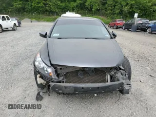 2011 Honda Accord EX-L z VIN 1HGCP3F81BA003186, wystawiony jako Copart lot #57966005 z przebiegiem 154 835 mil mil oraz Szkoda całkowita • Salvage title. Historia ofert i sprzedaży dostępna na DreamBid. Obrazek 5.