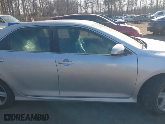 2012 Toyota Camry L with VIN 4T1BF1FK8CU075740, listed as a IAAI auction lot 41412392 with 330,907 mi miles. Bid and sale history available at carsss.com. Image 13.