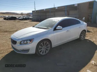 2018 Volvo S60 Inscription z VIN LYV402HK9JB168579, wystawiony jako Copart lot #47094155 z przebiegiem 61 979 mil mil oraz Szkoda całkowita • Salvage title. Historia ofert i sprzedaży dostępna na DreamBid. Obrazek 1.