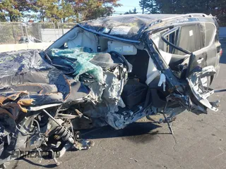 2021 Nissan Armada SV z VIN JN8AY2AD1M9661620, wystawiony jako IAAI lot #40652963 z przebiegiem Nie podano mil oraz . Historia ofert i sprzedaży dostępna na DreamBid. Obrazek 6.