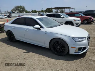 2019 Audi A4 Prestige with VIN WAUFNAF44KA070722, listed as a Copart auction lot 52925964 with 42,336 mi miles. Bid and sale history available at carsss.com. Image 4.
