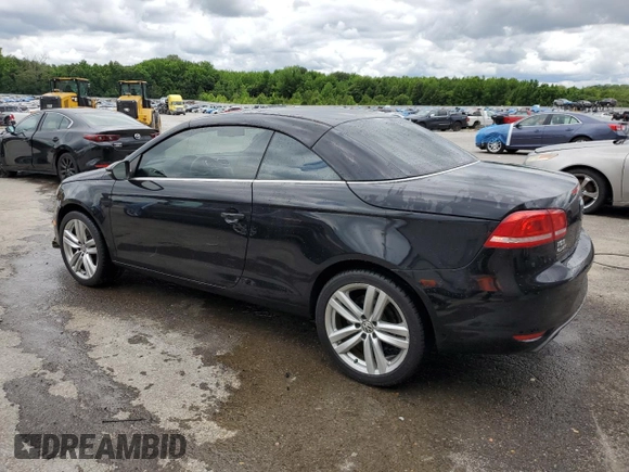 2013 Volkswagen Eos Executive с VIN WVWFW8AH0DV002612, выставлен на аукционе Copart как лот 58059915 с пробегом 117 671 миль миль и Списание • Salvage title. История ставок и продаж доступна на DreamBid. Изображение 2.