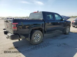 2025 Nissan Frontier S z VIN 1N6ED1EK5SN607296, wystawiony jako Copart lot #52597265 z przebiegiem 6 097 mil mil oraz Szkoda całkowita • Salvage title. Historia ofert i sprzedaży dostępna na DreamBid. Obrazek 3.