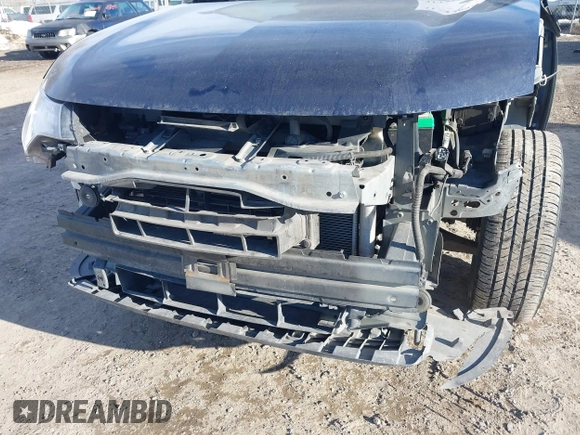 2018 Mitsubishi Outlander ES z VIN JA4AZ3A35JZ058407, wystawiony jako IAAI lot #41428922 z przebiegiem 141 701 mil mil oraz . Historia ofert i sprzedaży dostępna na DreamBid. Obrazek 18.