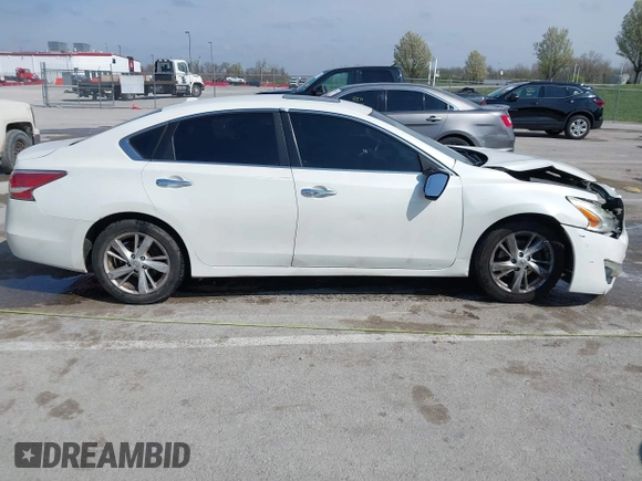 2015 Nissan Altima 2.5 S with VIN 1N4AL3AP1FC120251, listed as a IAAI auction lot 41927698 with 128,320 mi miles. Bid and sale history available at carsss.com. Image 14.