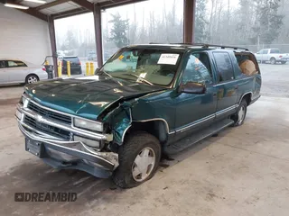 1997 Chevrolet Suburban with VIN 3GNFK16R6VG118242, listed as a IAAI auction lot 41349416 with 183,439 mi miles. Bid and sale history available at carsss.com. Image 17.