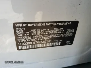 2016 BMW X5 xDrive35i z VIN 5UXKR0C57G0S87481, wystawiony jako Copart lot #49912815 z przebiegiem Nie podano mil oraz Nie do naprawy • Non repairable. Historia ofert i sprzedaży dostępna na DreamBid. Obrazek 14.