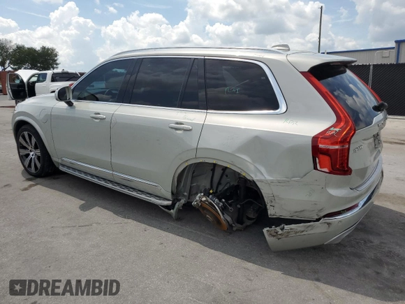 2021 Volvo XC90 Inscription Expression with VIN YV4BR00L5M1756476, listed as a Copart auction lot 58177035 with 45,699 mi miles and Salvage title. Bid and sale history available at DreamBid. Image 2.