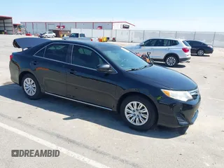 2012 Toyota Camry L z VIN 4T4BF1FK8CR164973, wystawiony jako IAAI lot #42287124 z przebiegiem 132 244 mil mil oraz . Historia ofert i sprzedaży dostępna na DreamBid. Obrazek 1.